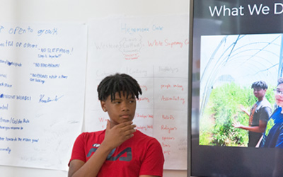 Bet on Baltimore student in Grid classroom 