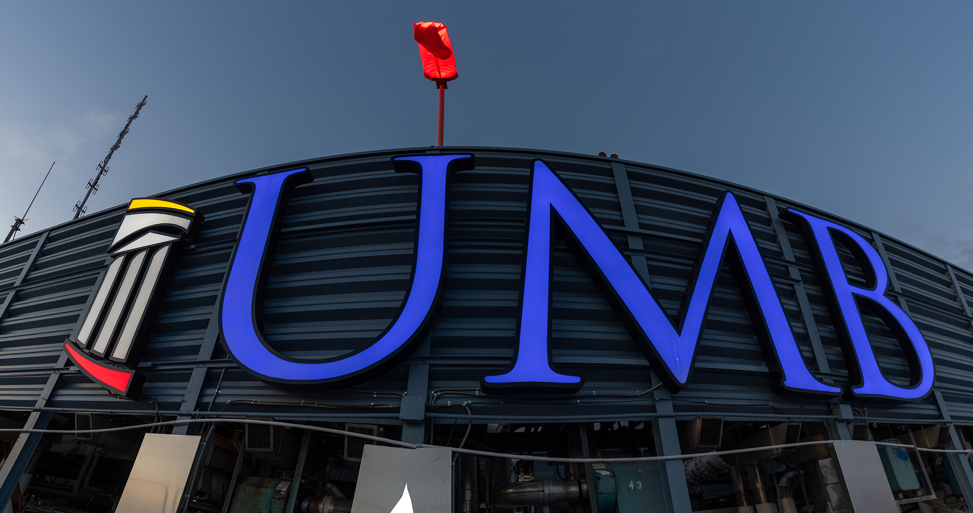 UMB Sign