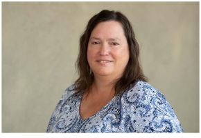 Headshot of Staff Senator Michelle Besser